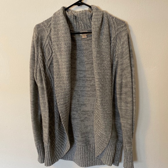 Grey Sweater - Picture 1 of 1